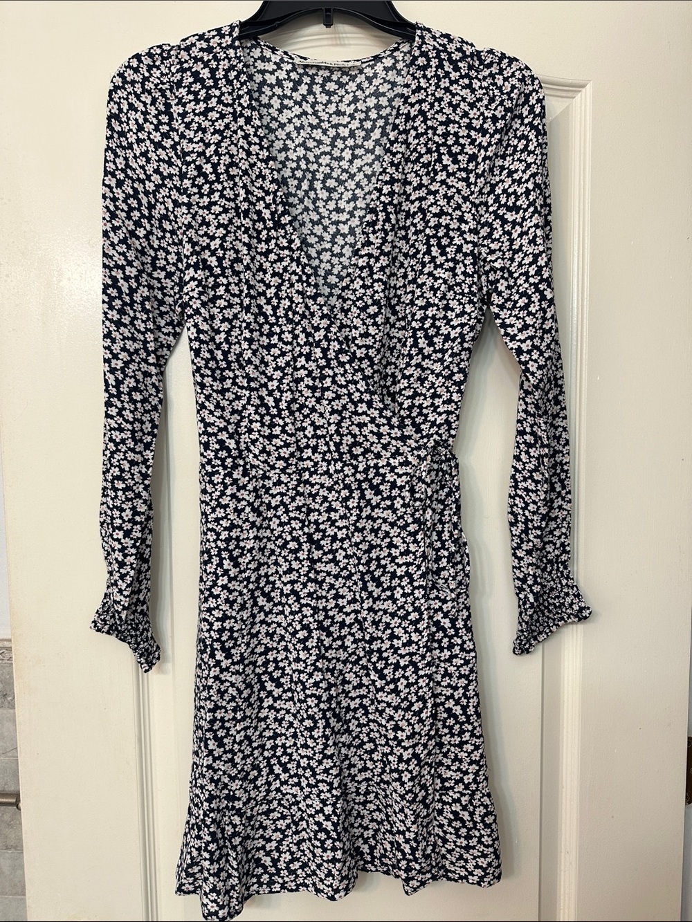 Abercrombie & Fitch Navy Dress with White Daisy Print